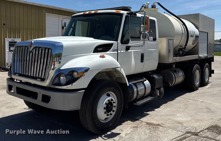 2016 International 7400 sewer rodder truck - DQ6670
