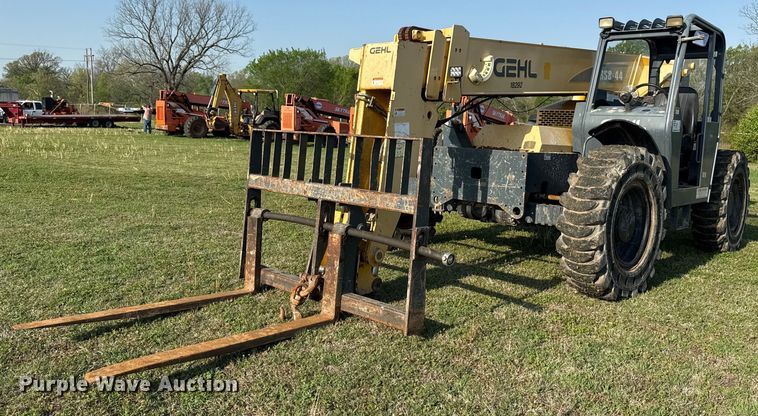 2015 Gehl RS8-44 telehandler - DS3686