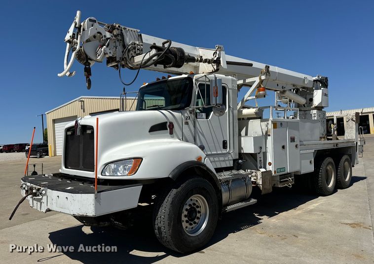 2012 Kenworth digger derrick truck - DV1926