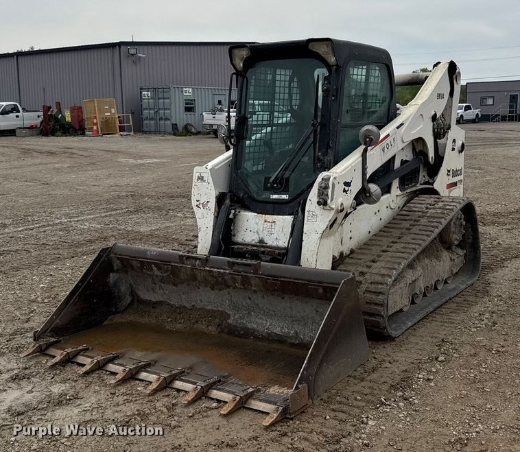 2016 Bobcat T750 tracked skid steer loader - DY8043