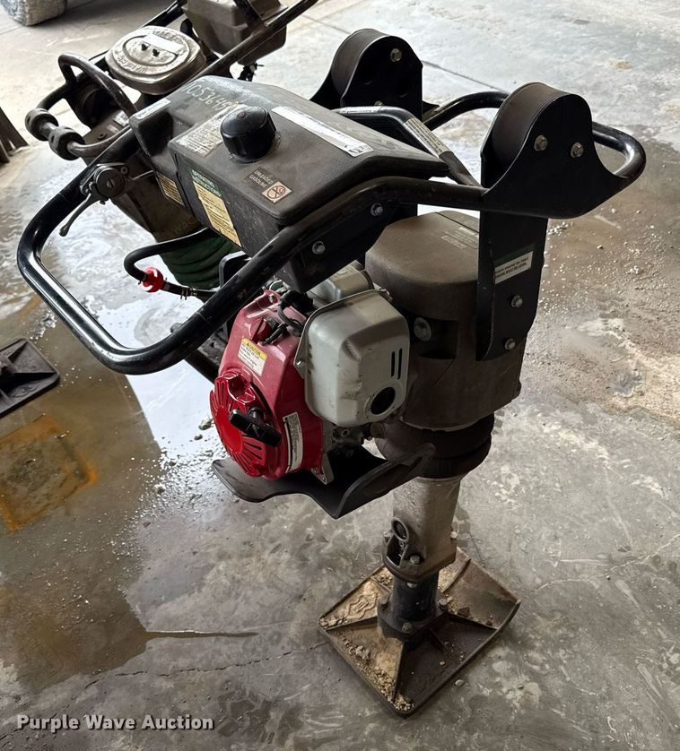 MBW Ground Pounder R422 plate compactor - DY8049