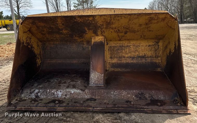 Dymax  wheel loader rollout bucket - EB2482
