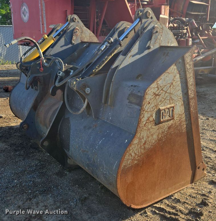 Caterpillar wheel loader grapple bucket - EC0937