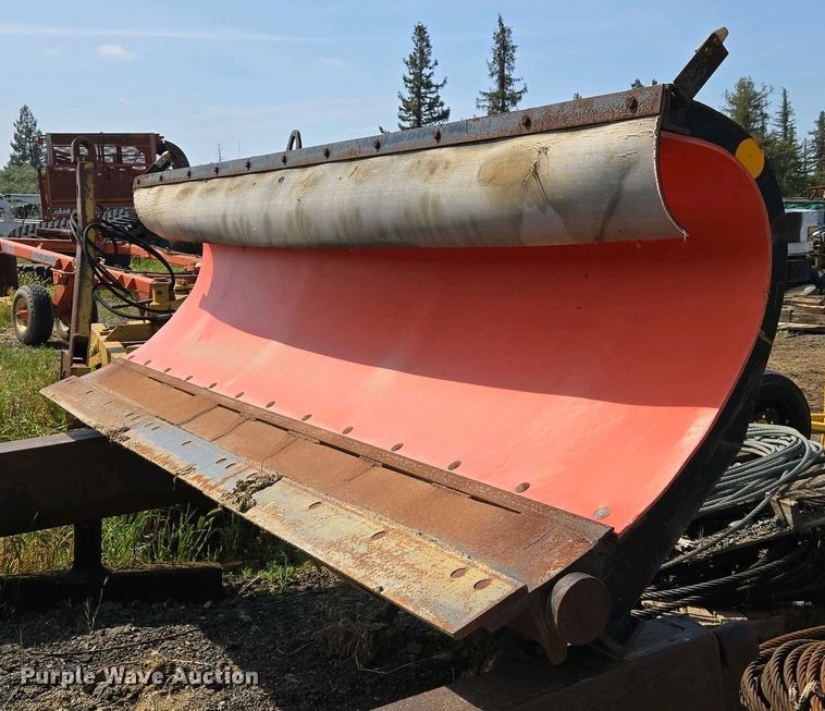 Frink American 11' W snow plow - EC0949
