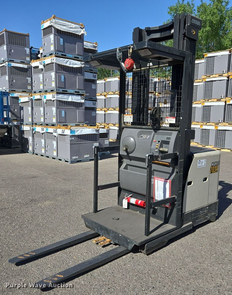 2016 Crown SP3520-30 order picker - EC0965