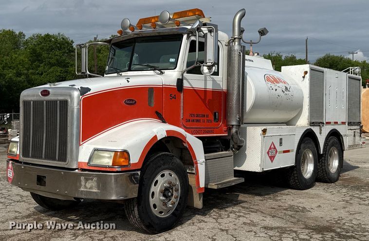 2007 Peterbilt 385 fuel truck - ED5590