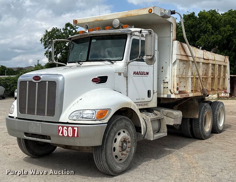 2006 Peterbilt 335 dump truck - ED5593