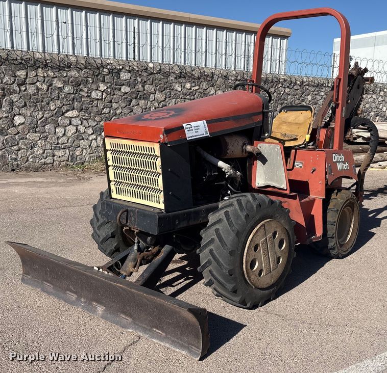 2005 Ditch Witch RT40 trencher - EF3038