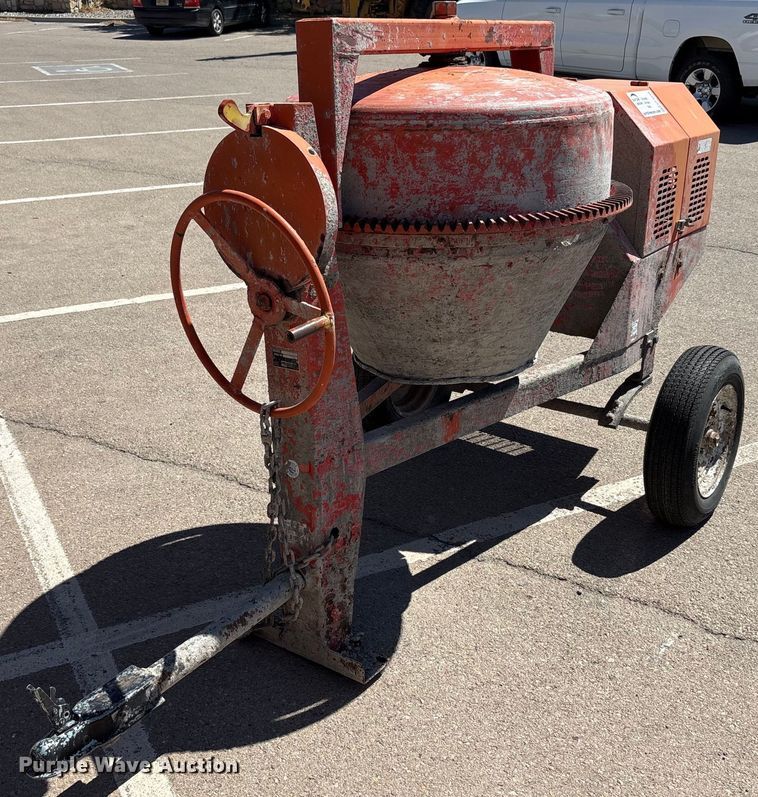 MultiQuip MC-92 concrete mixer - EF3046