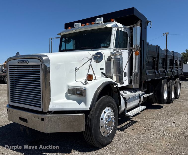 2008 Freightliner FLD120 dump truck - EG5755