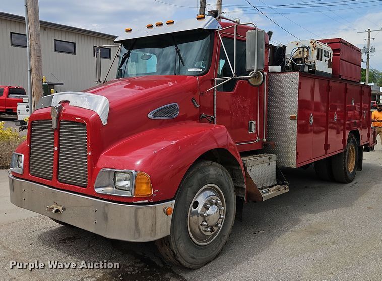 1998 Kenworth T300 utility / service truck - EI8988