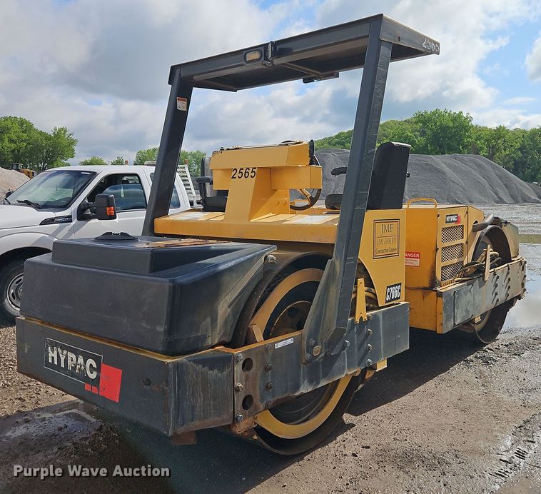 Hypac C766C double drum vibratory roller - EJ0012