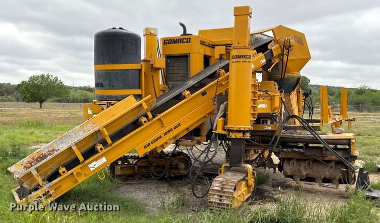1996 Gomaco GT3600 slipform paver - EJ3652