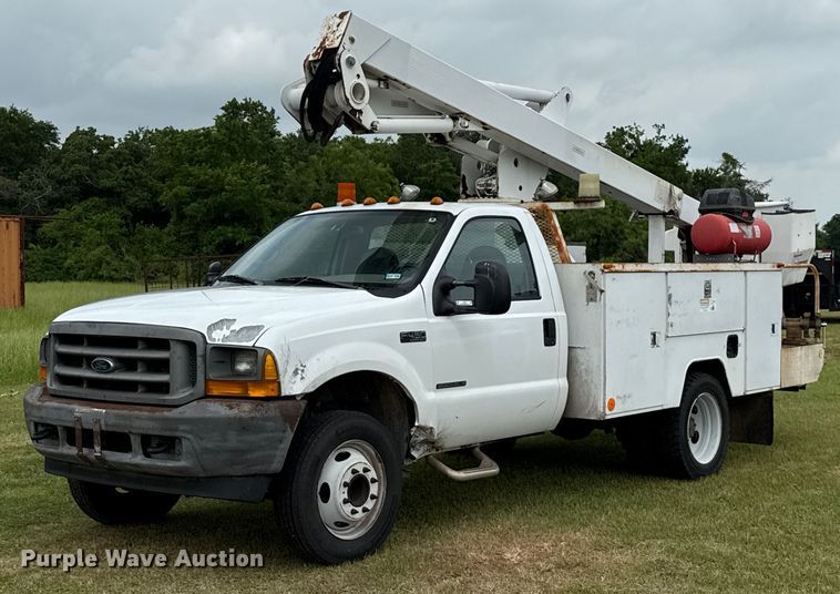 2001 Ford F450 Super Duty XL bucket truck - EJ3672