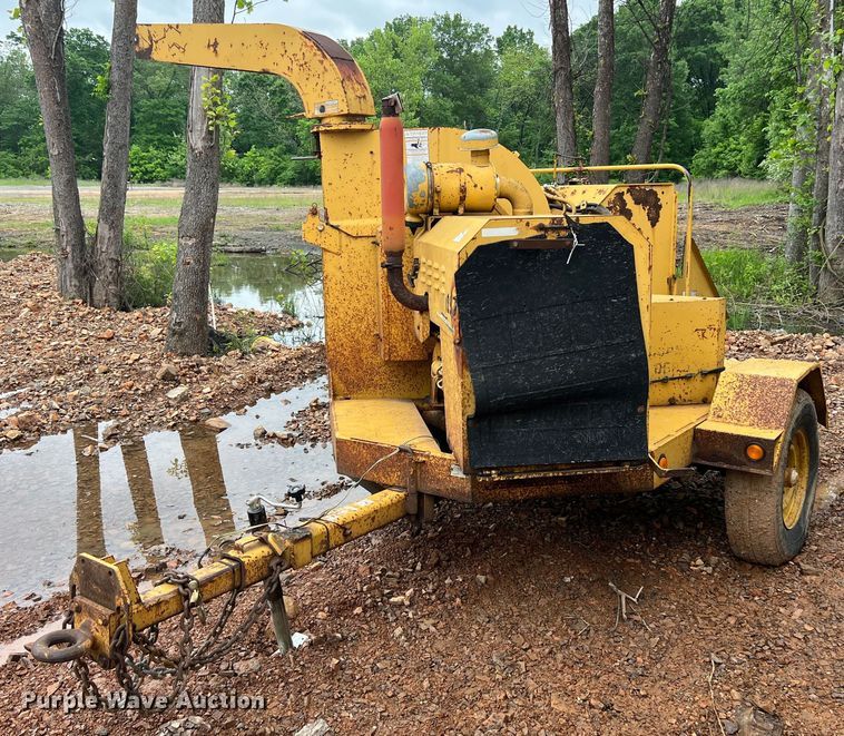 1994 Vermeer 1250BC wood chipper - EL2046