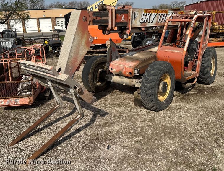 2003 Skytrak 8042 telehandler - EM3818
