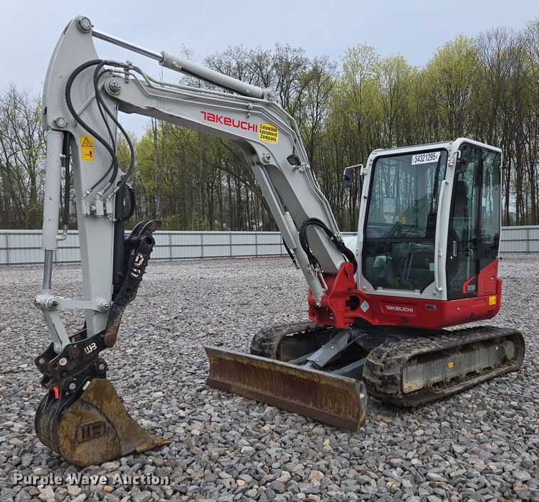 2022 Takeuchi TB260 mini excavator - YA0515