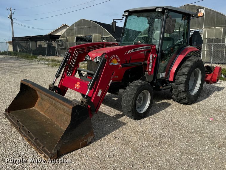 2013 Massey Ferguson 1648 MFWD tractor - DV1968