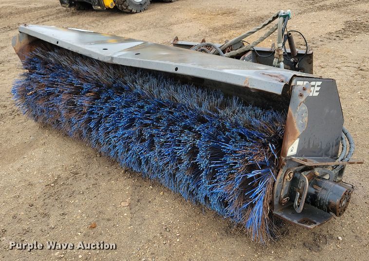 Edge 503608 skid steer broom - EA2427