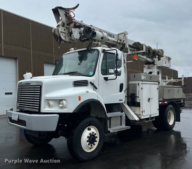 2008 Freightliner Business Class M2 digger derrick truck - EB2505