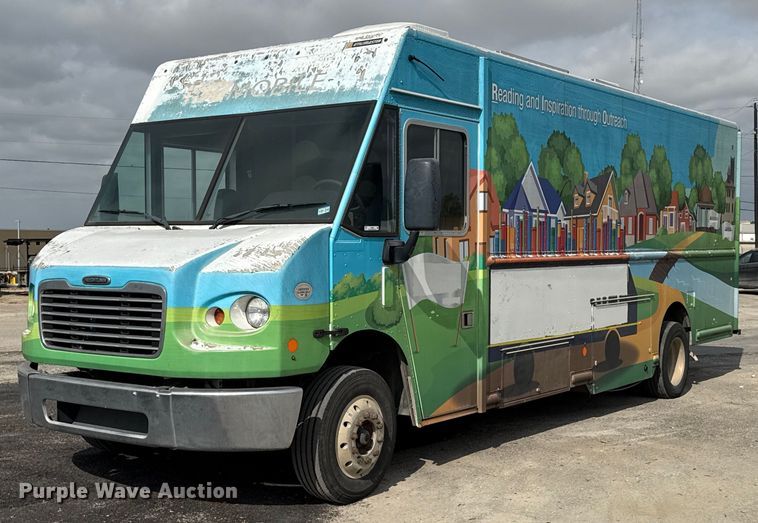 2016 Freightliner MT55 bookmobile truck - EJ3653