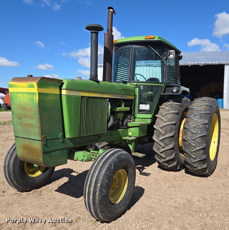 1974 John Deere 4430 tractor - DE2174