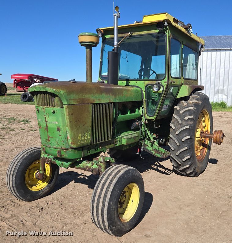 1970 John Deere 4020 tractor - DE2175