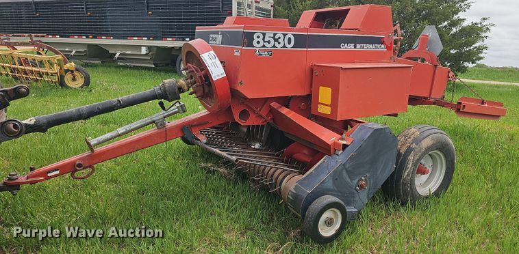 1988 Case IH 8530A12 small square baler - DO7930