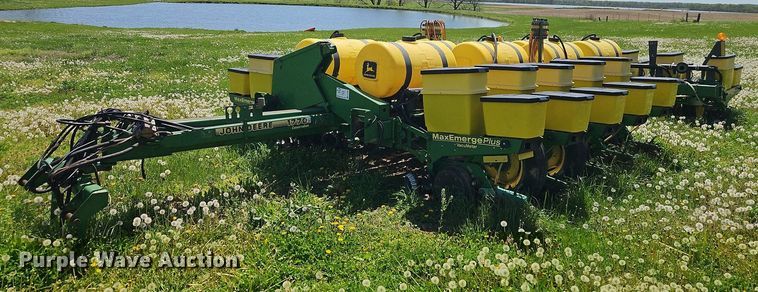 John Deere 1770 conservation planter - EB7996