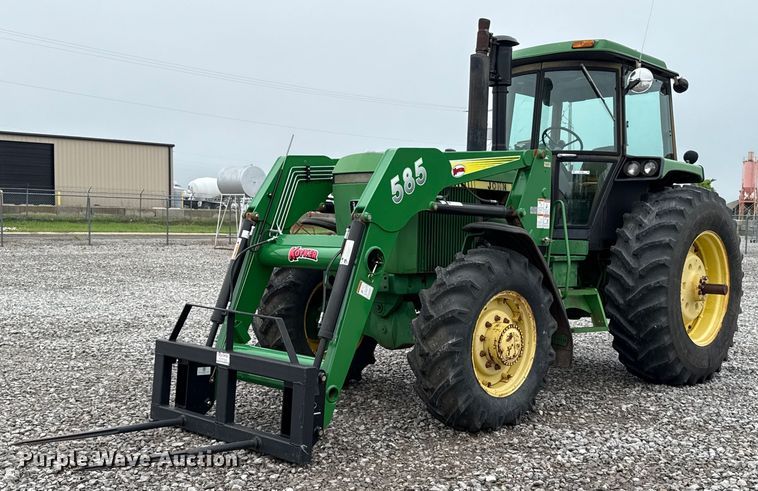 1983 John Deere 4450 MFWD tractor - ER1068