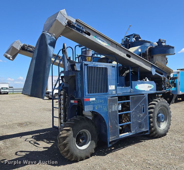 2006 Oxbo Korvan 3016 XL grape harvester - YA0538