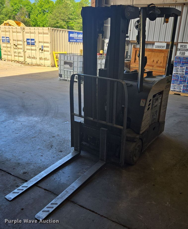 Crown RC5545-40 forklift - DW1934