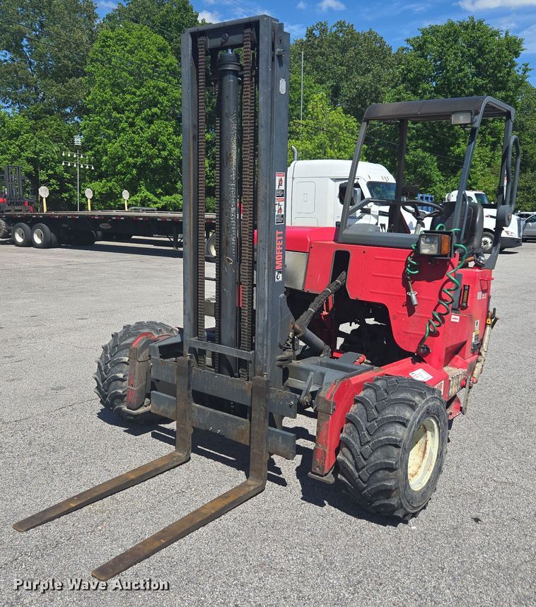 2015 Moffett M8 55.3 forklift - DW1935