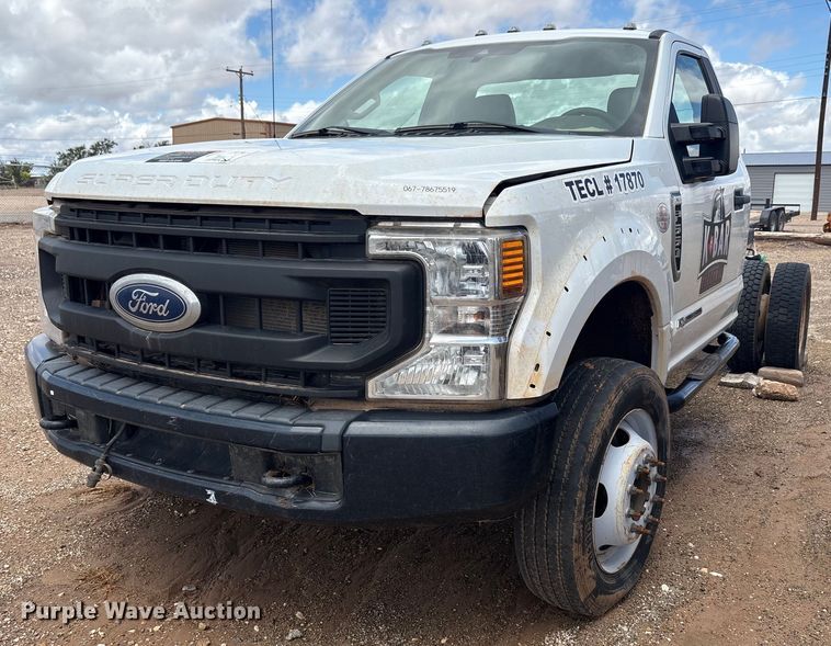 2021 Ford F550 Super Duty XL truck cab and chassis - DY2491