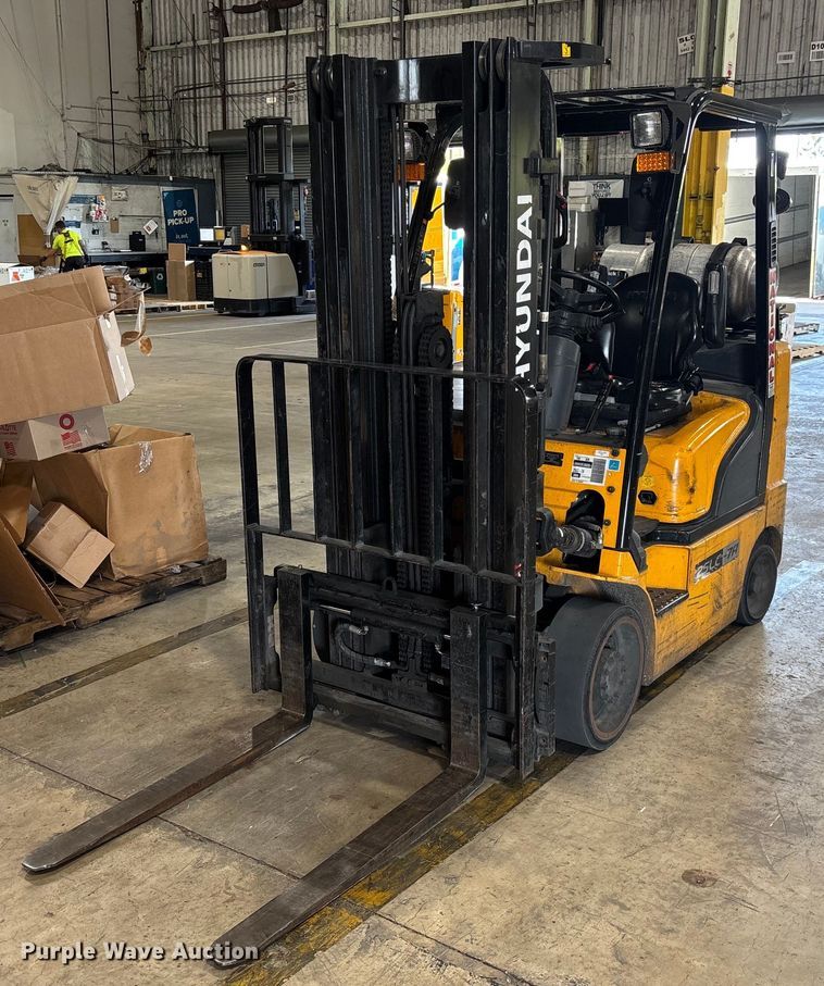 Hyundai 25LC-7A forklift - EC3600