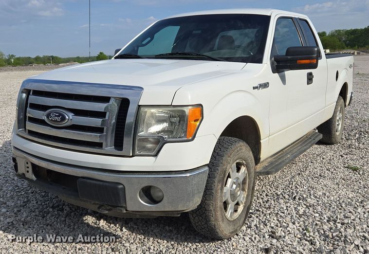 2012 Ford F150 XLT SuperCab pickup truck - EC4239