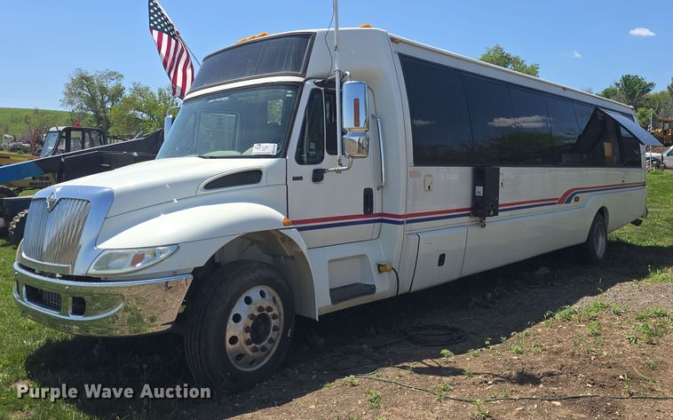 2009 International 3200 RV - EF3493
