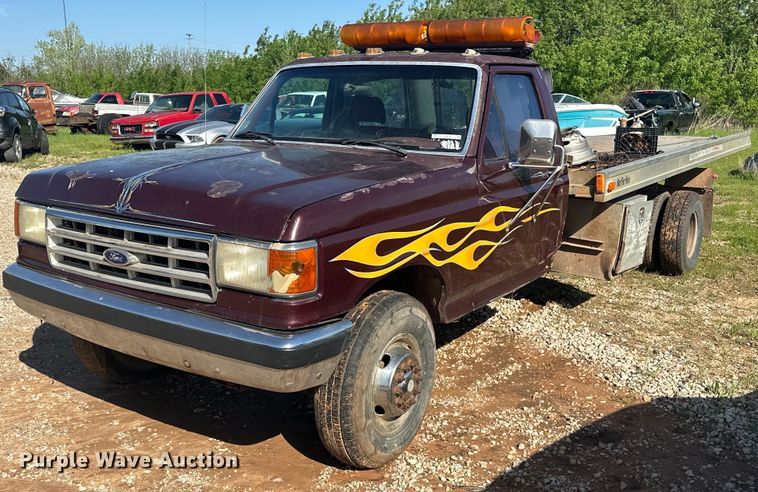 1988 Ford F450 Super Duty rollback truck - EJ8678