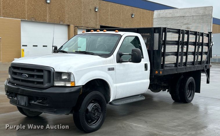 2003 Ford F550 Super Duty flatbed truck - EK2999