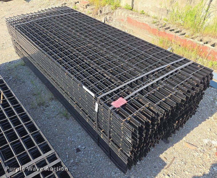 (136) wire decks - EM7324