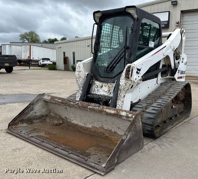 2014 Bobcat T650 tracked skid steer loader - DM5735