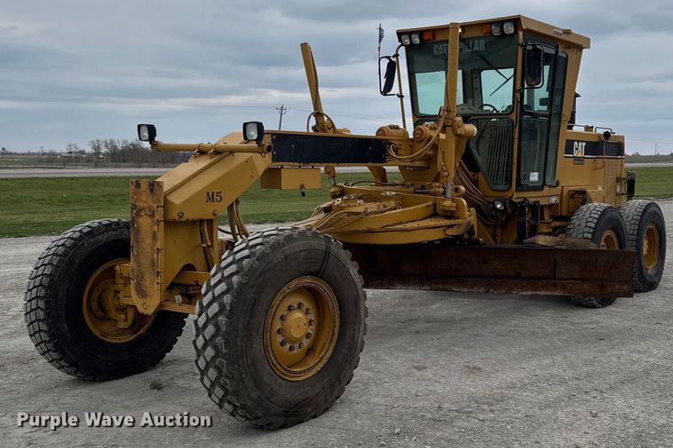 2001 Caterpillar 140H motor grader - DT0709