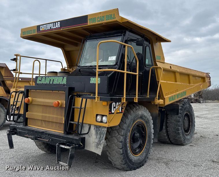 2001 Caterpillar 769D haul truck - DT0712