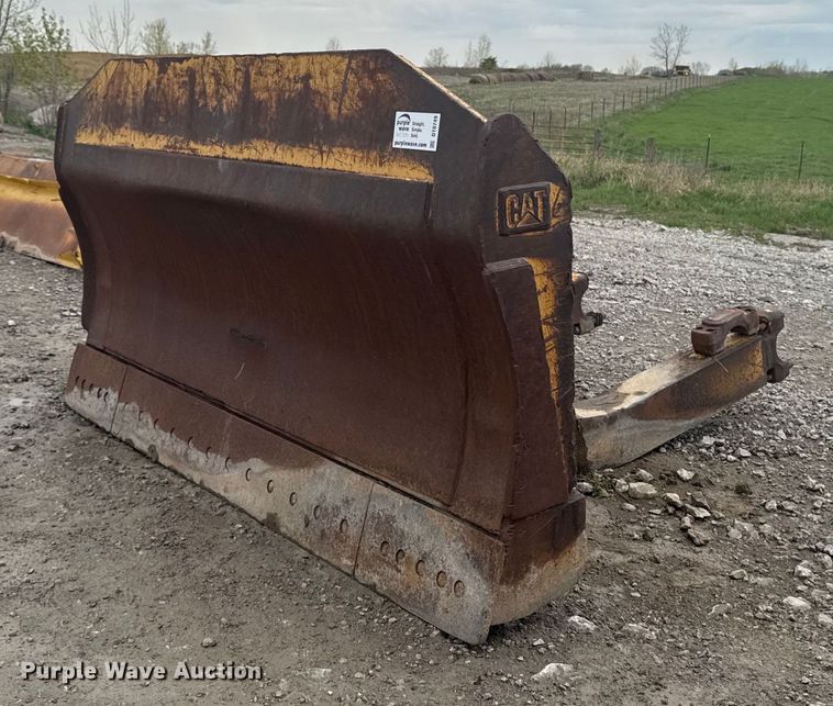 Caterpillar dozer blade - DT0749