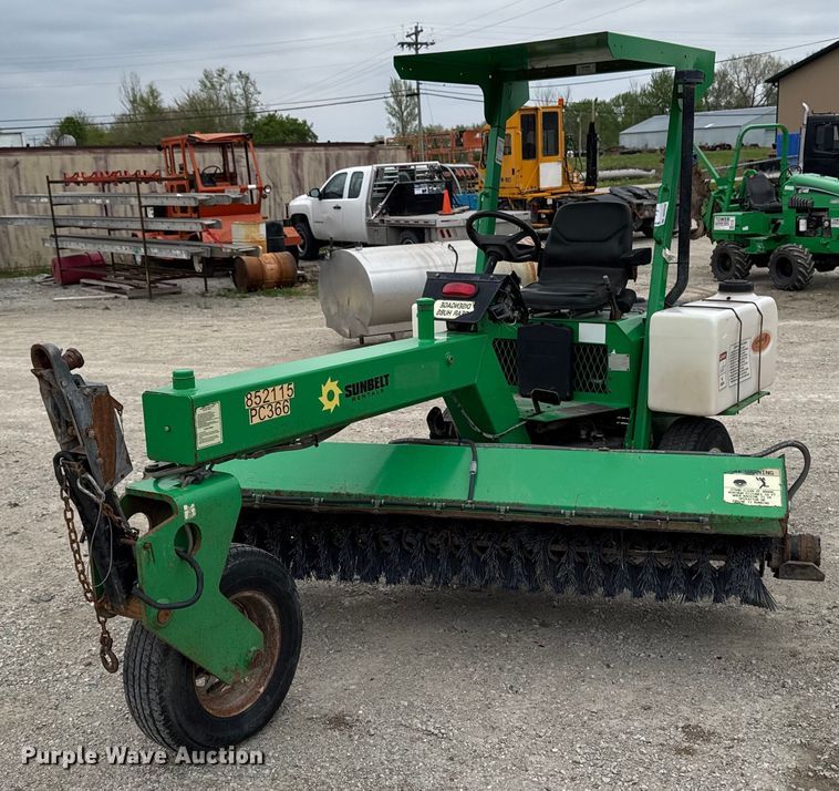 2016 Lay-Mor SM300 broom - DV2520