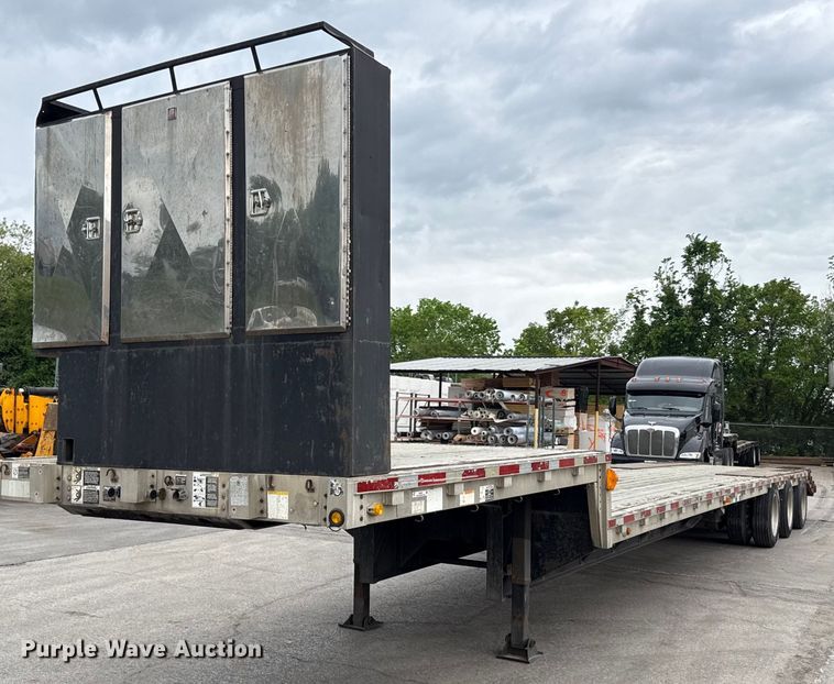 1997 Wilson CF-900 drop deck equipment trailer - DZ4031