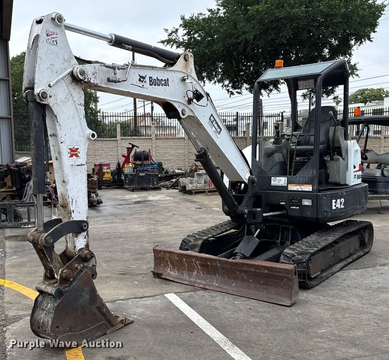 2016 Bobcat E42 mini excavator - ED5618