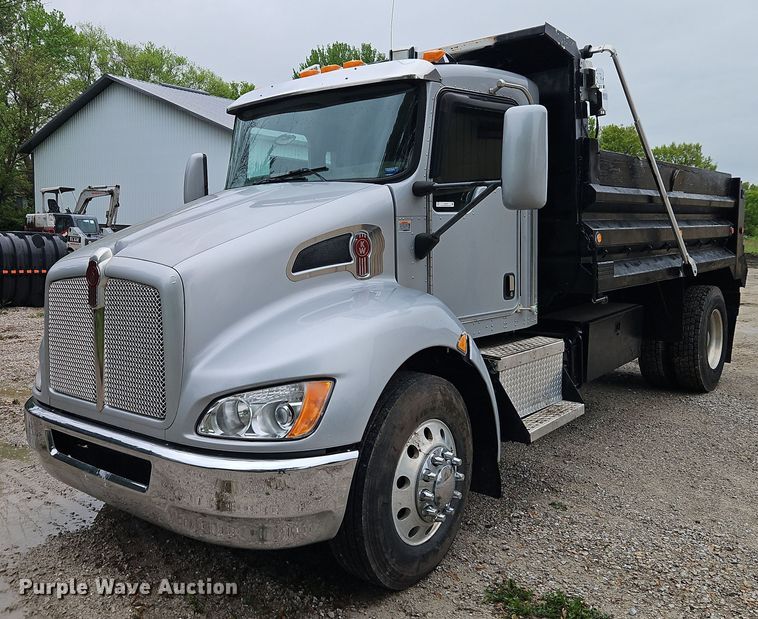 2008 Kenworth T370 dump truck - EJ0003