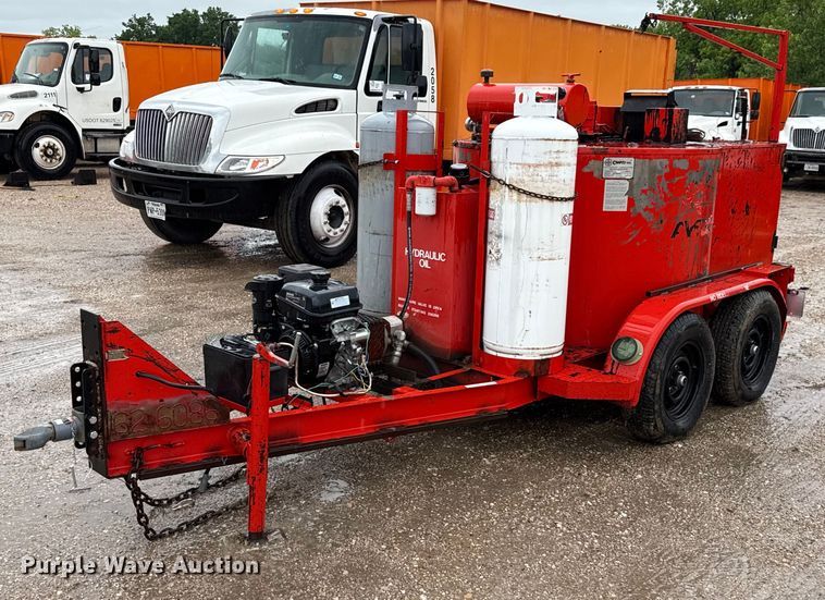 2022 Crafco E-Z Pour melter applicator - EJ3689