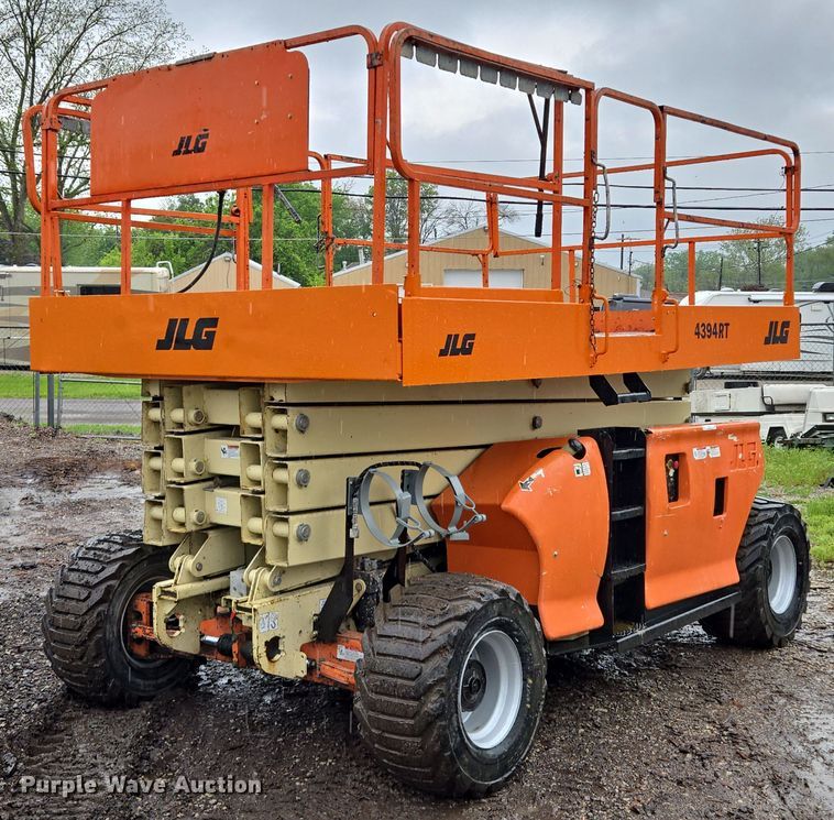 2007 JLG  4394RT scissor lift - EM7245
